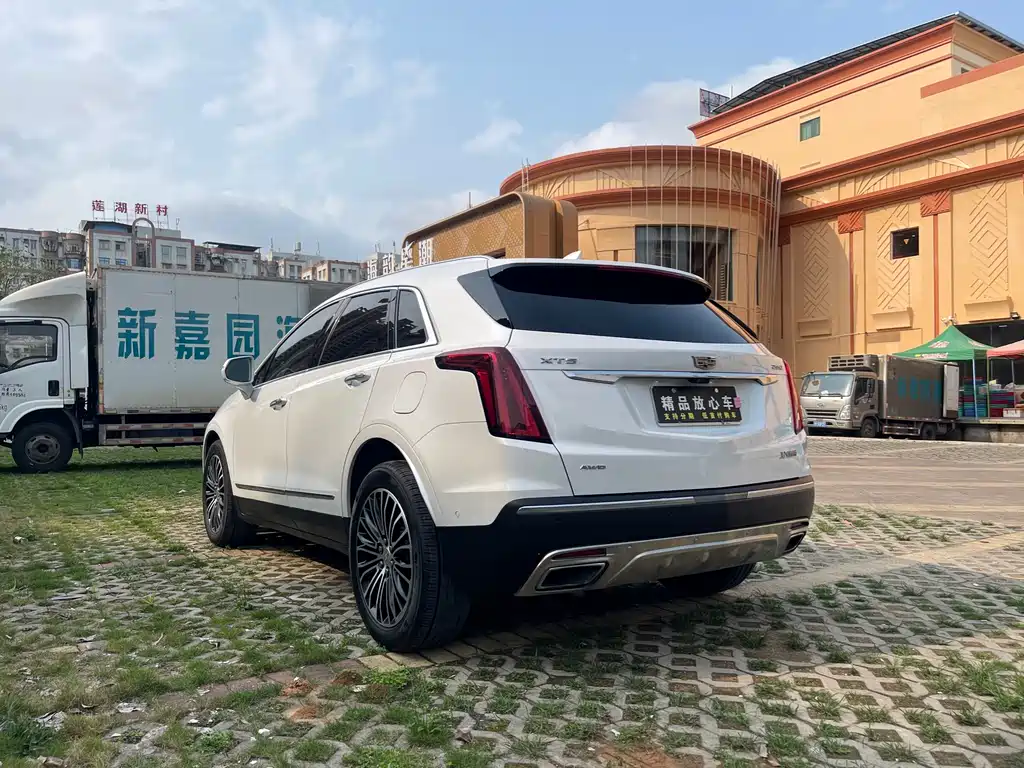 Cadillac XT5 2020 — фото 4