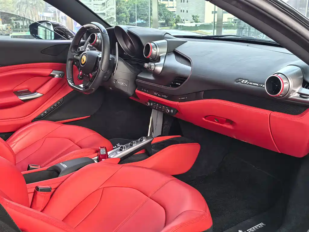 Ferrari F8 2022 — фото 12