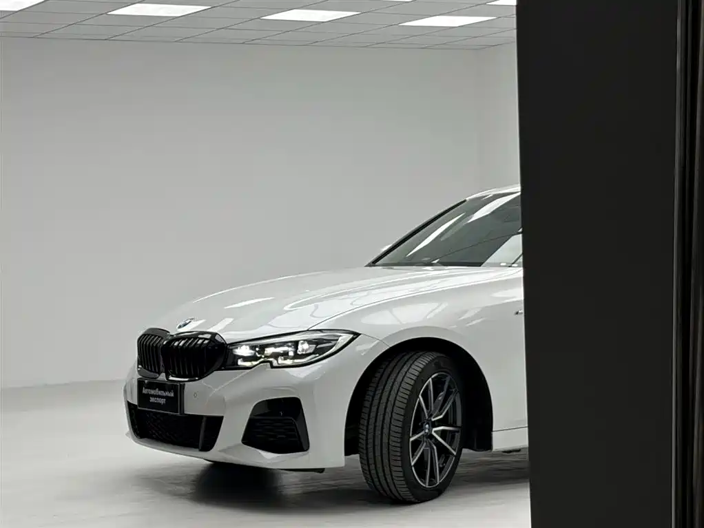 BMW 3 Series 2022