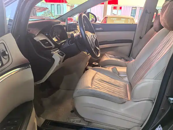 Buick GL8 2023