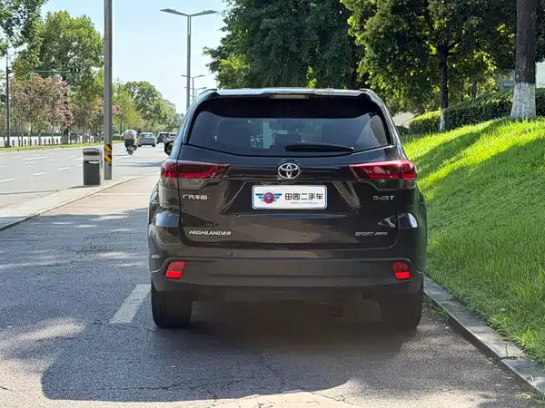 Toyota Highlander 2020