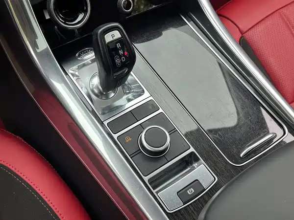 Land Rover Range Rover Sport 2020