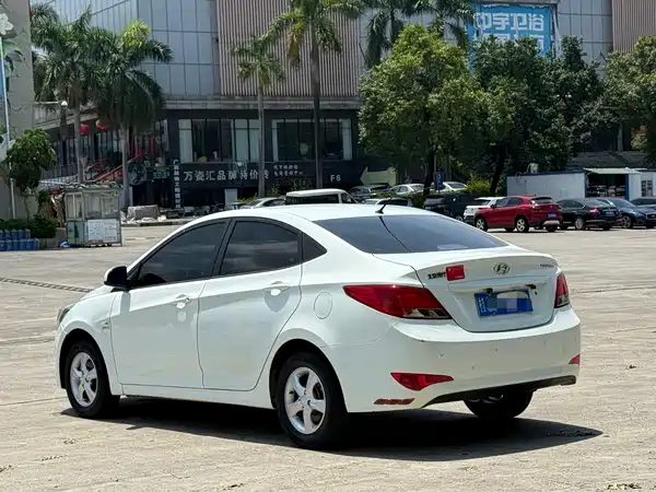 Hyundai Accent 2018