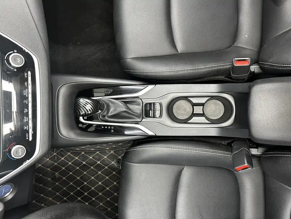 Toyota Corolla 2022 — фото 18