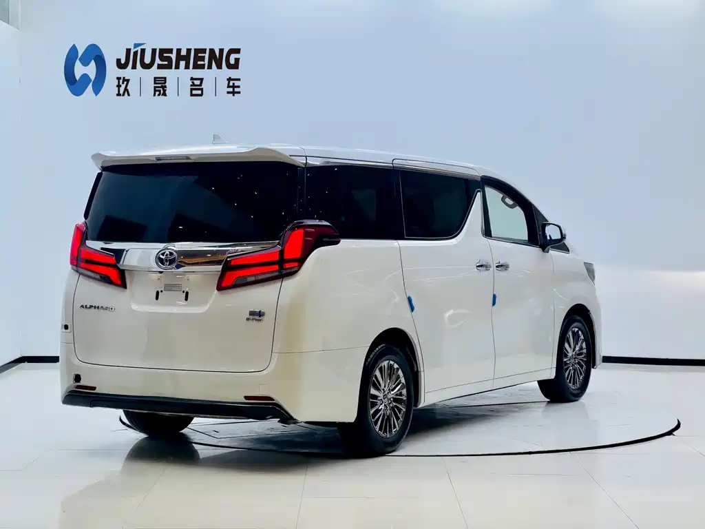Toyota Alphard 2021 — фото 24