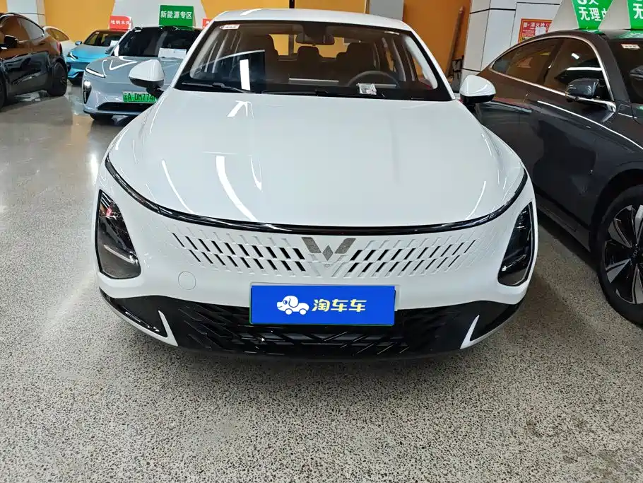 Wuling Starlight 2025 — фото 2
