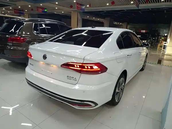 Volkswagen Bora 2024