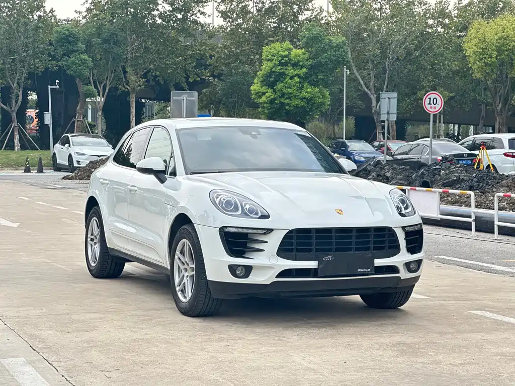 Porsche Macan 2017 — фото 2