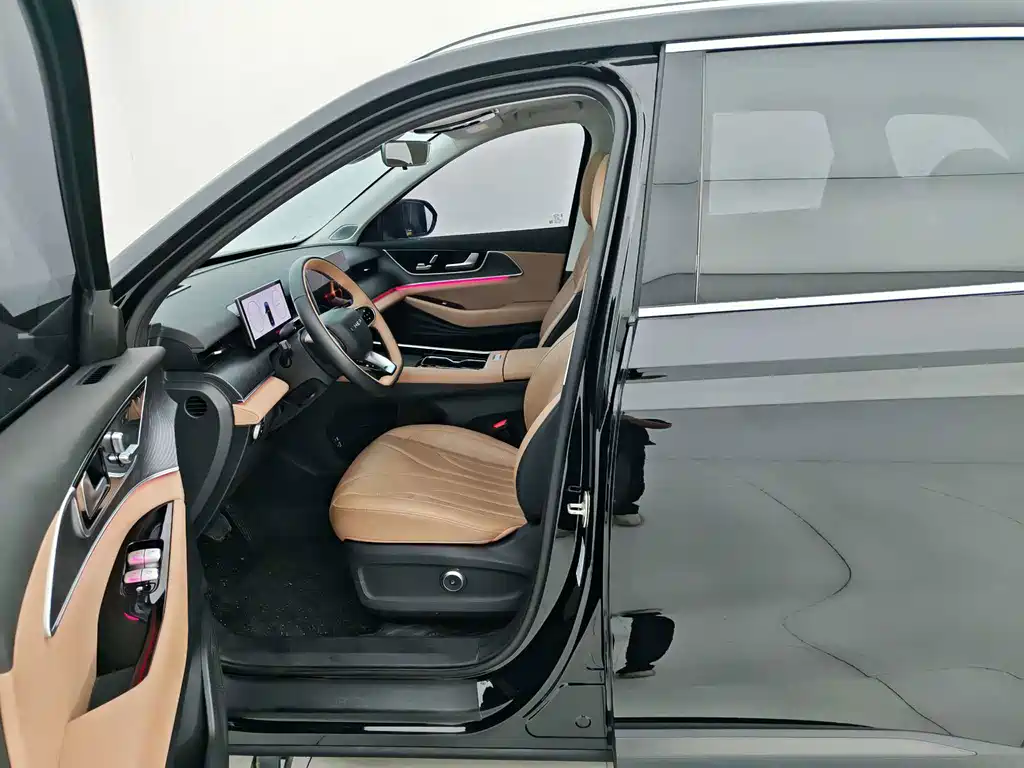 Chery Tiggo 8L 2025 — фото 9