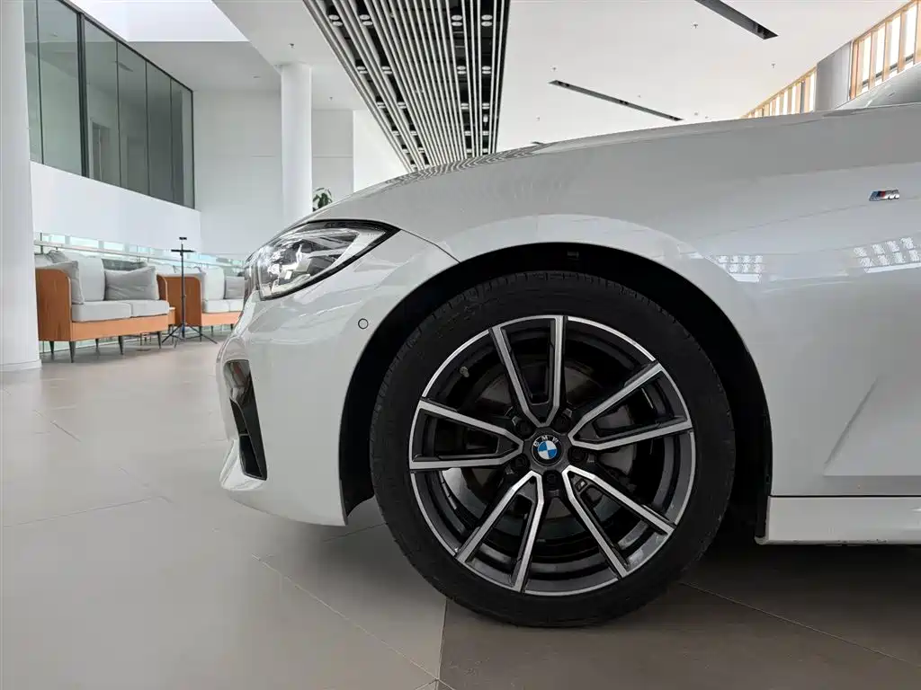 BMW 3 Series 2021