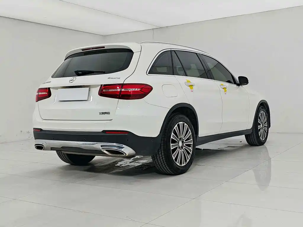Mercedes-Benz GLC 2016 — фото 19