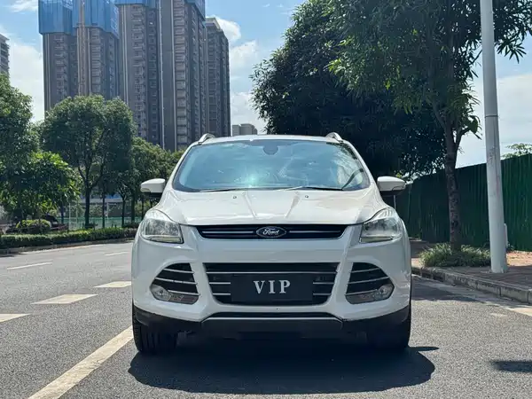 Ford Kuga 2013