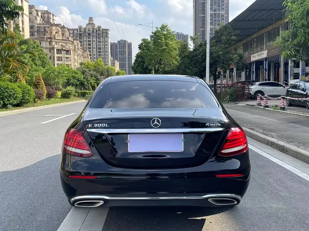 Mercedes-Benz E-Class 2018