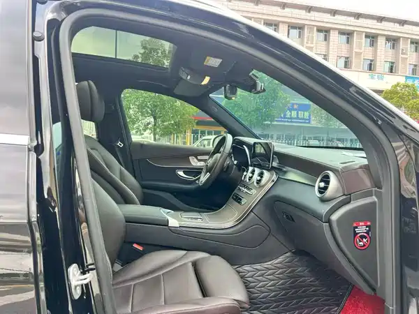 Mercedes-Benz GLC 2022
