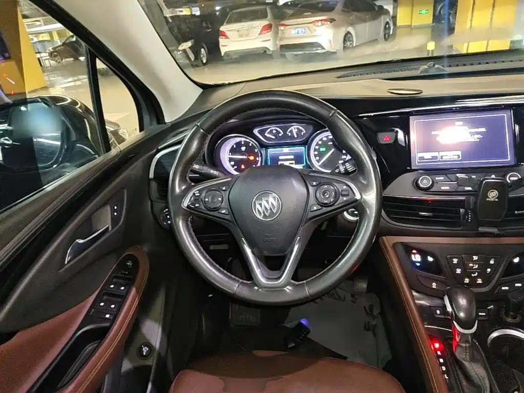 Buick Envision Plus 2018 — фото 11