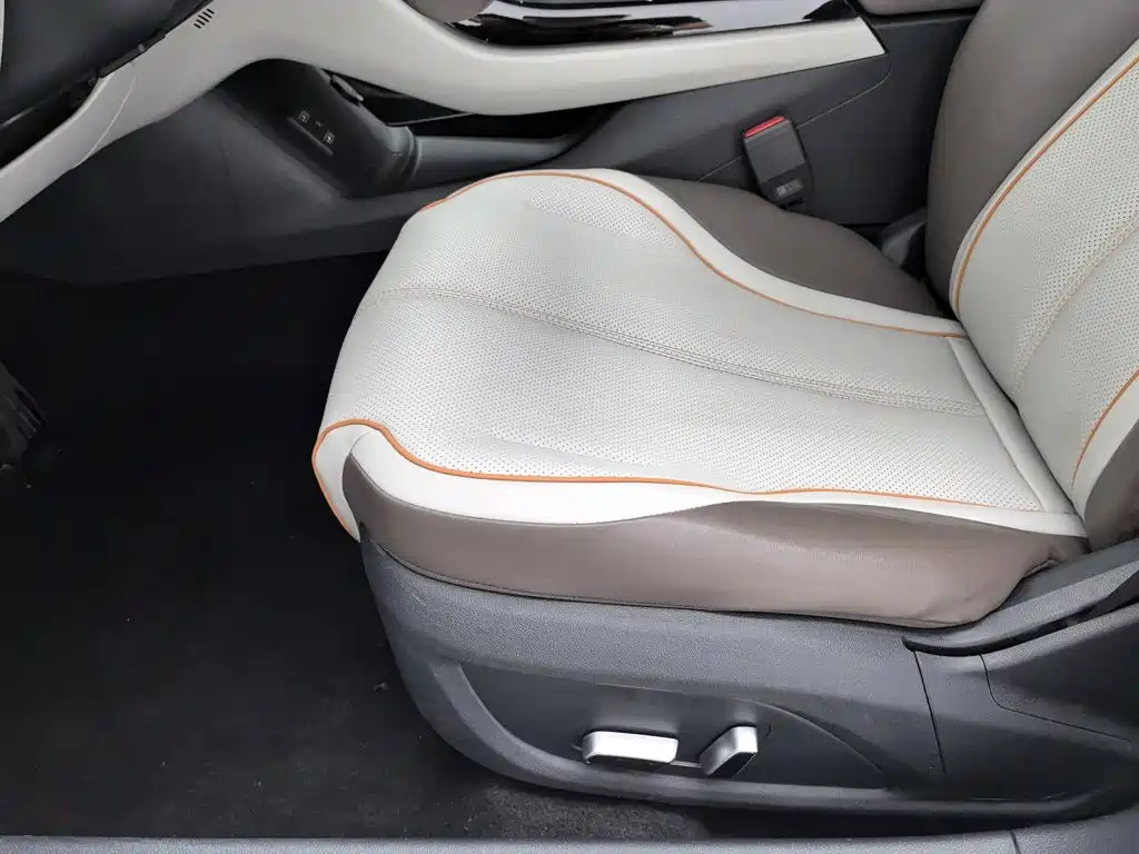 BYD Qin PLUS 2023 — фото 20