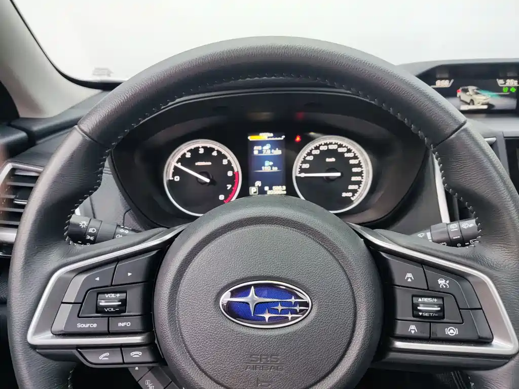 Subaru Forester 2022 — фото 20