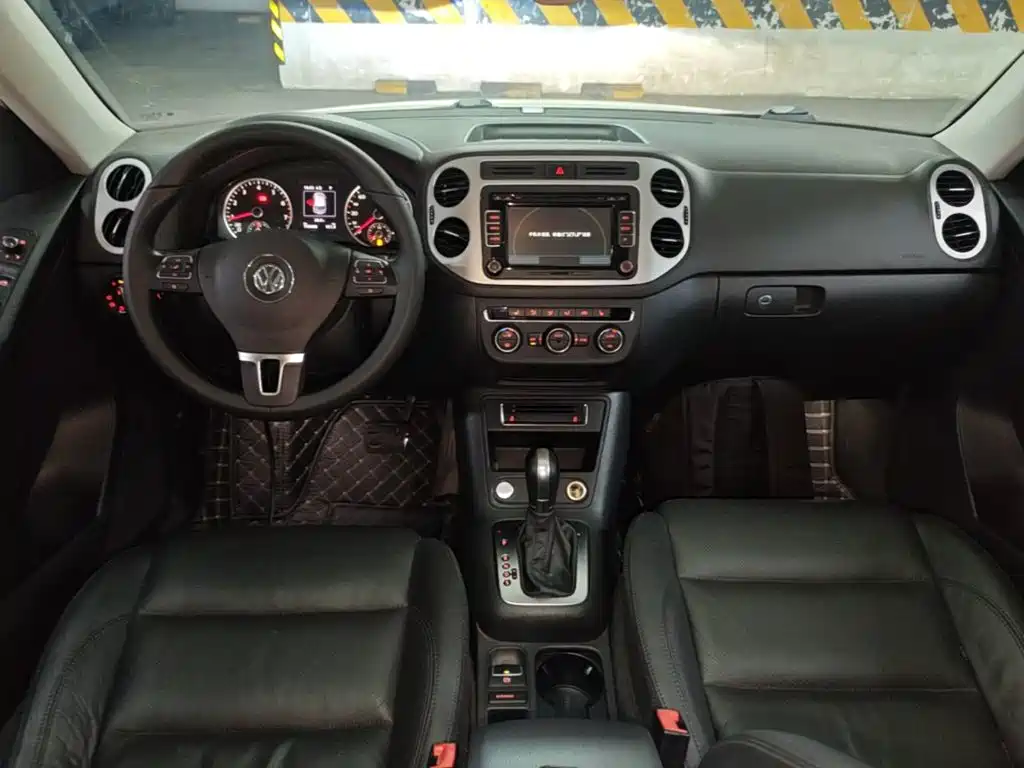 Volkswagen Tiguan 2015 — фото 10