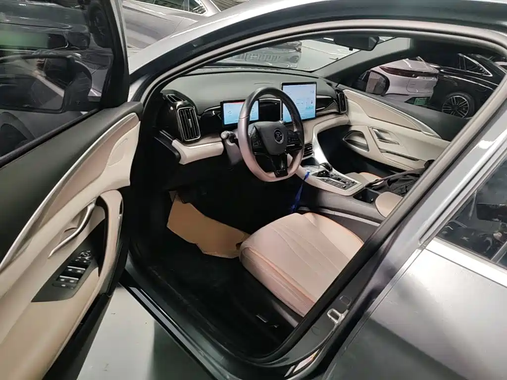BYD Song Pro New Energy 2023 — фото 15