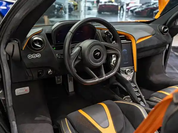 McLaren 720S 2020