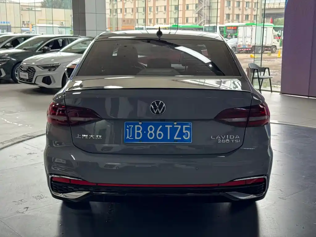 Volkswagen Lavida 2022
