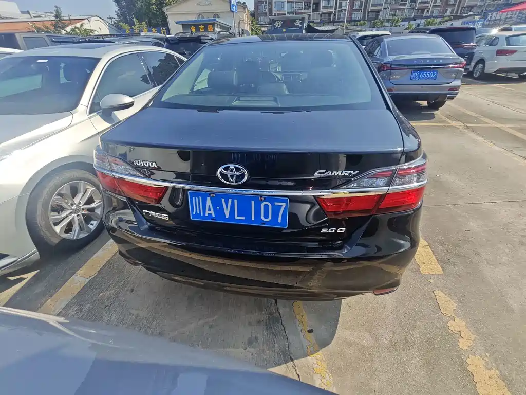 Toyota Camry 2017 — фото 15