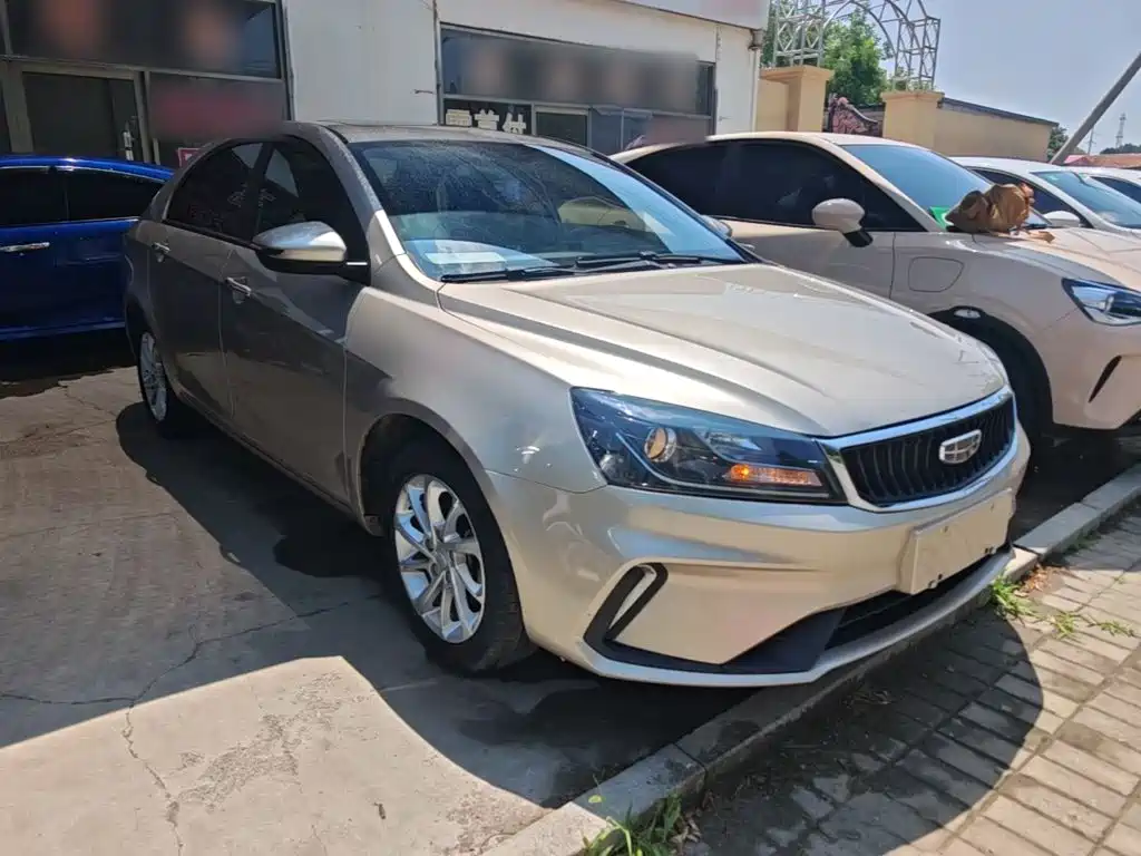 Geely Emgrand 2021