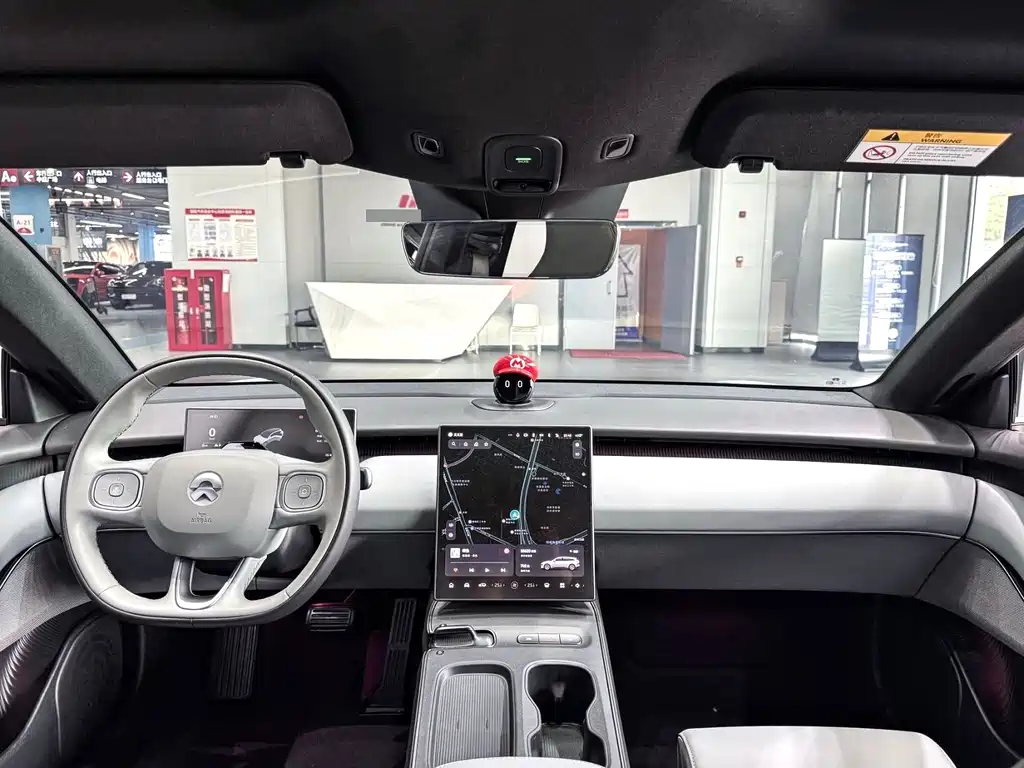 NIO ET5T 2024
