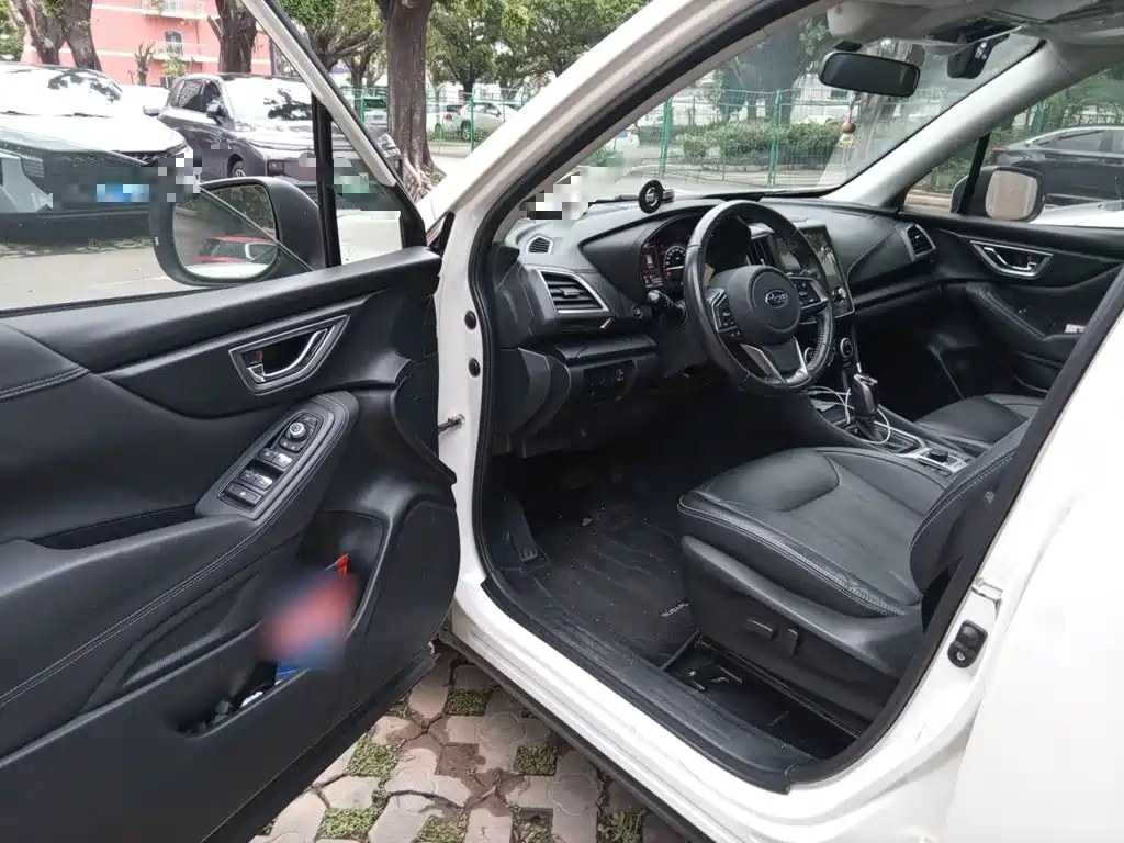 Subaru Forester 2019 — фото 17