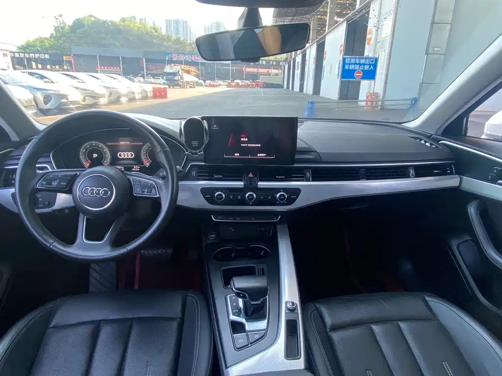 Audi A4L 2021