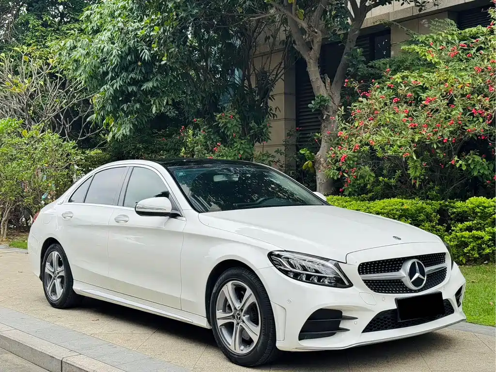 Mercedes-Benz C-Class 2019 — фото 3