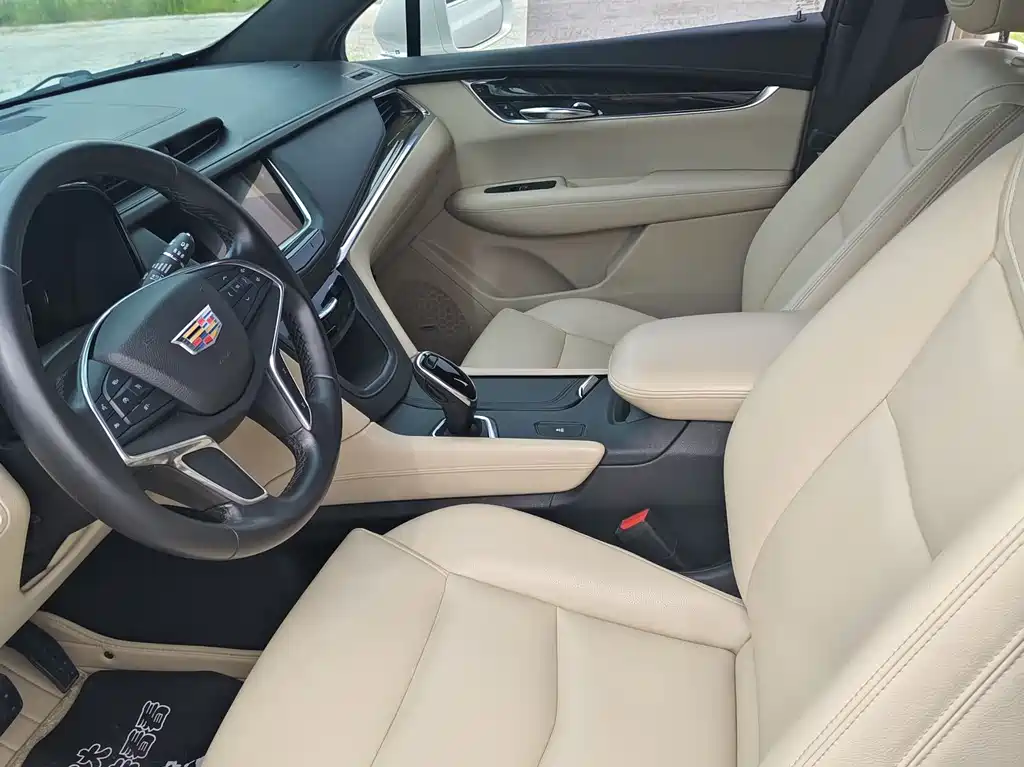 Cadillac XT5 2016