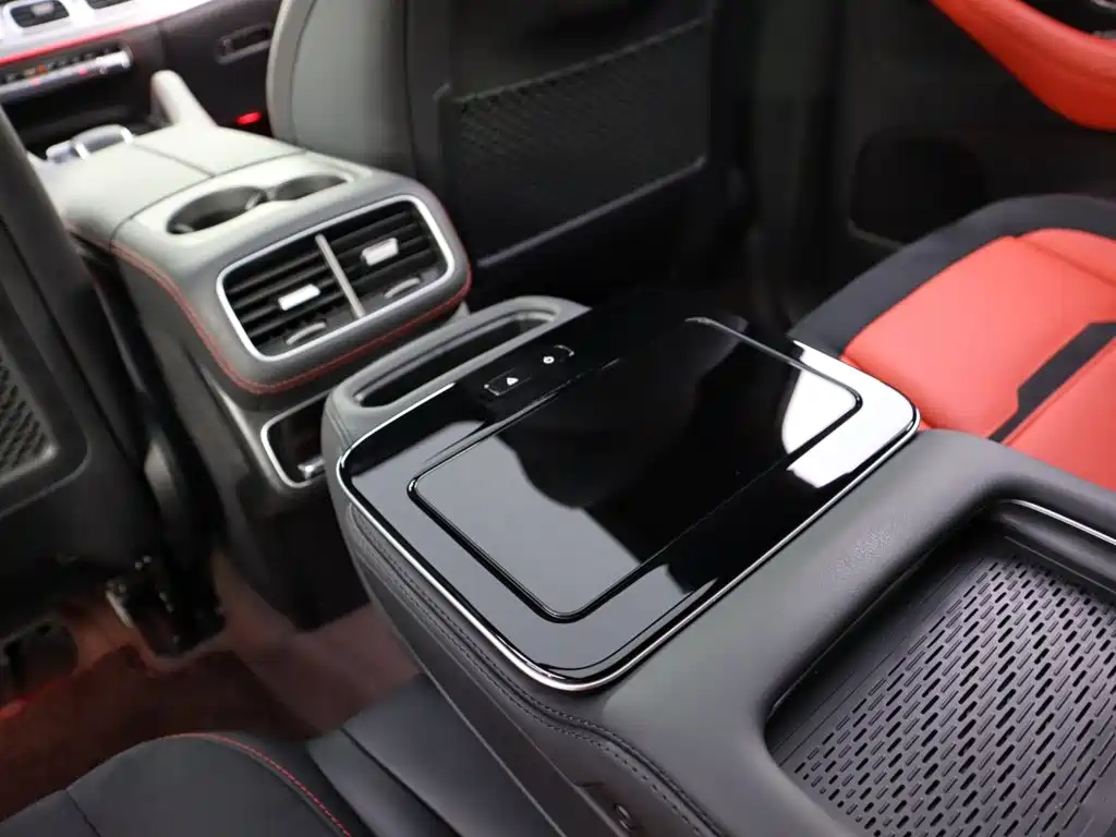 Mercedes-Benz GLE AMG 2024 — фото 20