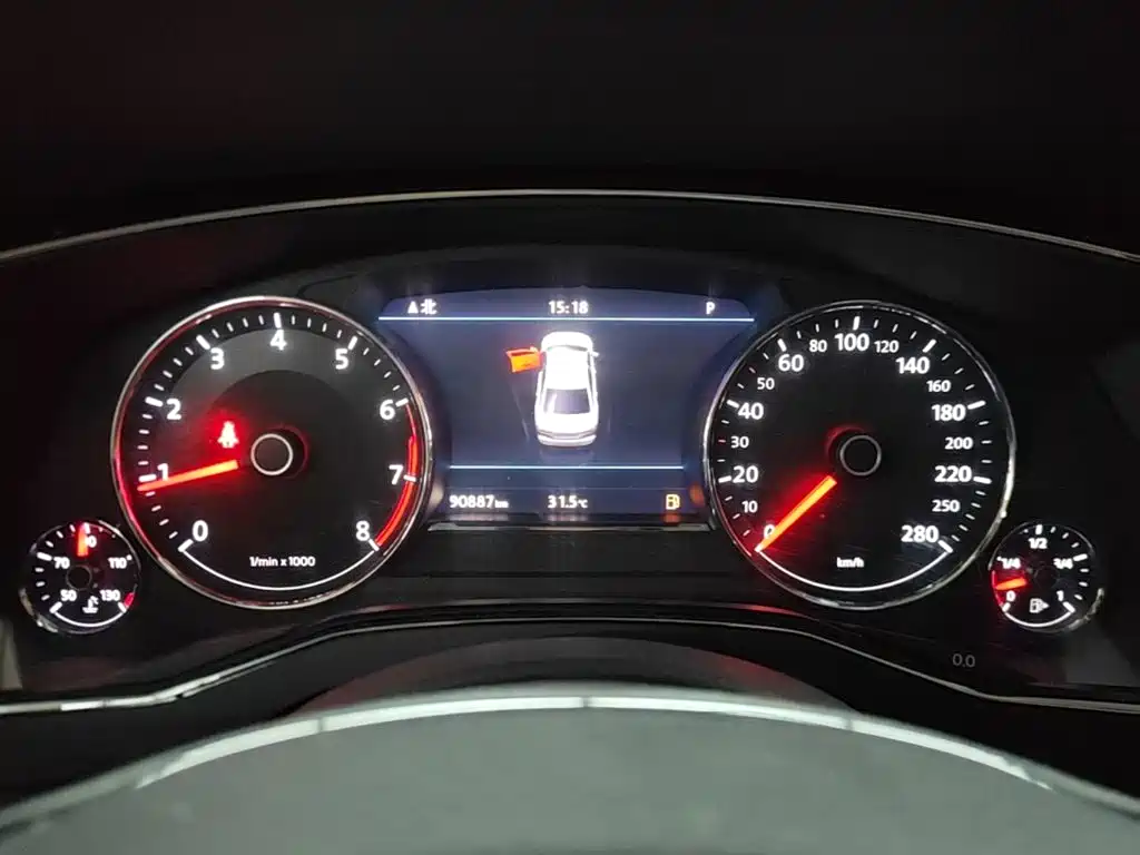 Volkswagen Phideon 2018 — фото 12