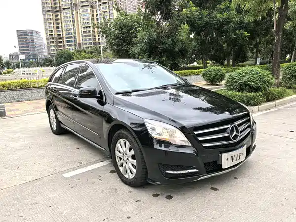Mercedes-Benz R-Class 2011
