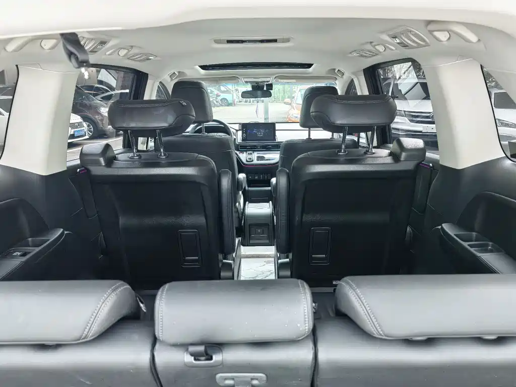 Honda Odyssey 2023 — фото 12