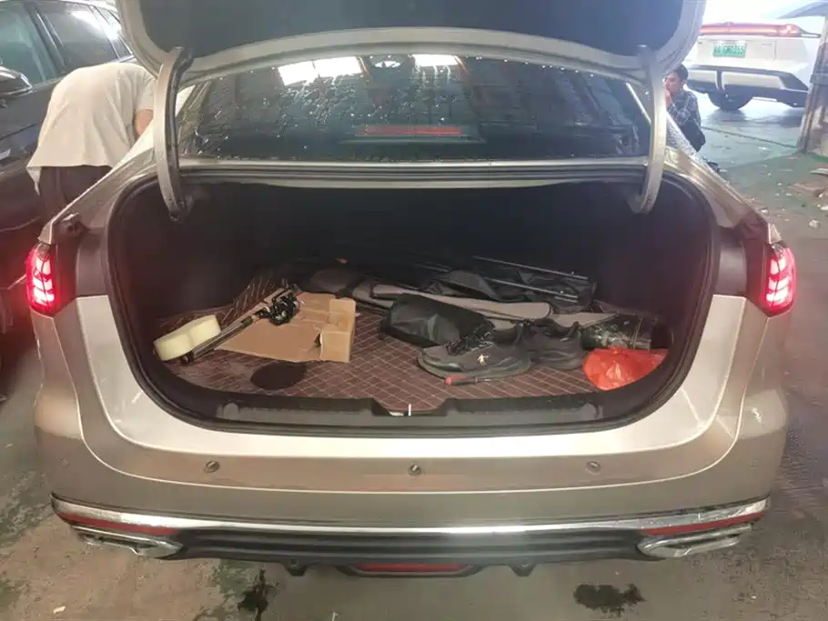 Geely Emgrand 2026