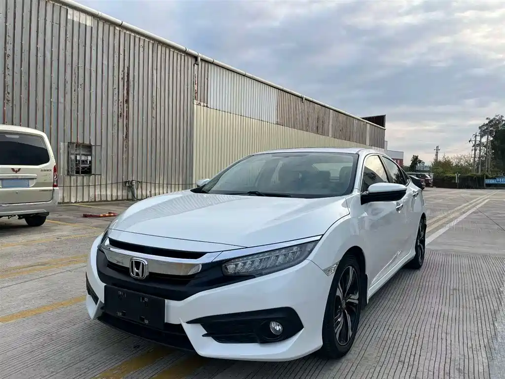 Honda Civic 2016 — фото 4