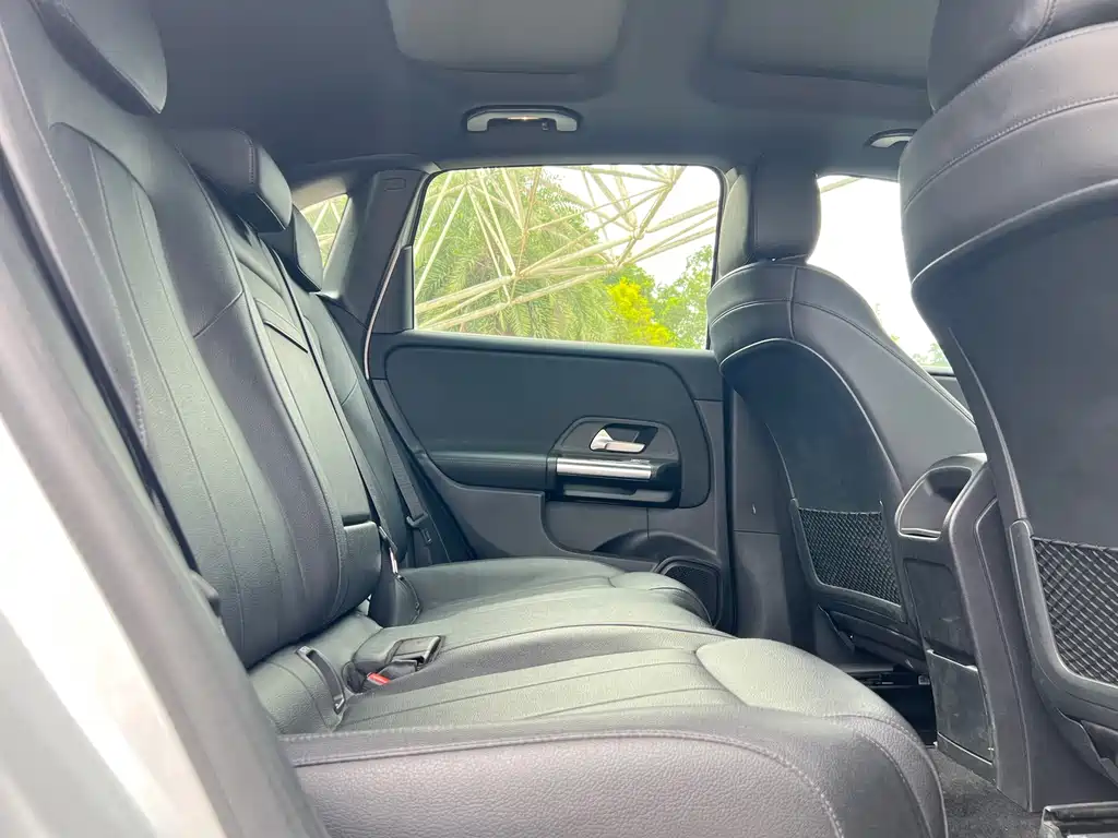Mercedes-Benz B-Class 2019 — фото 13