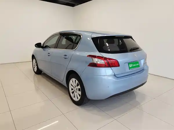 Peugeot 308S 2015