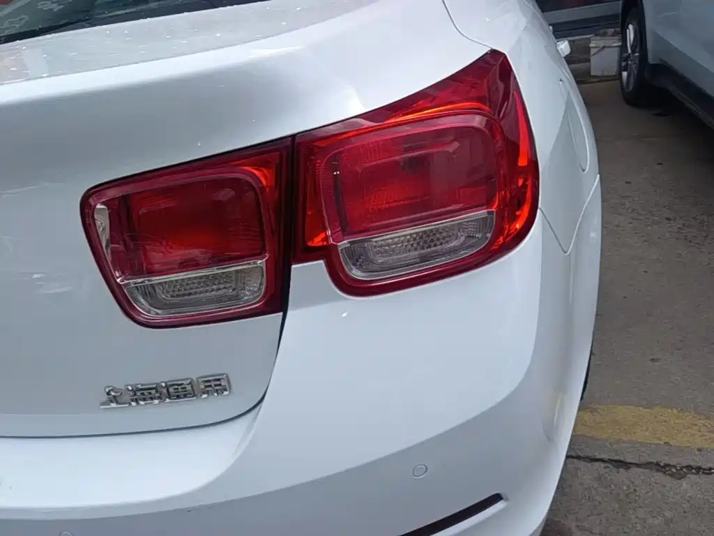 Chevrolet Malibu 2015 — фото 8