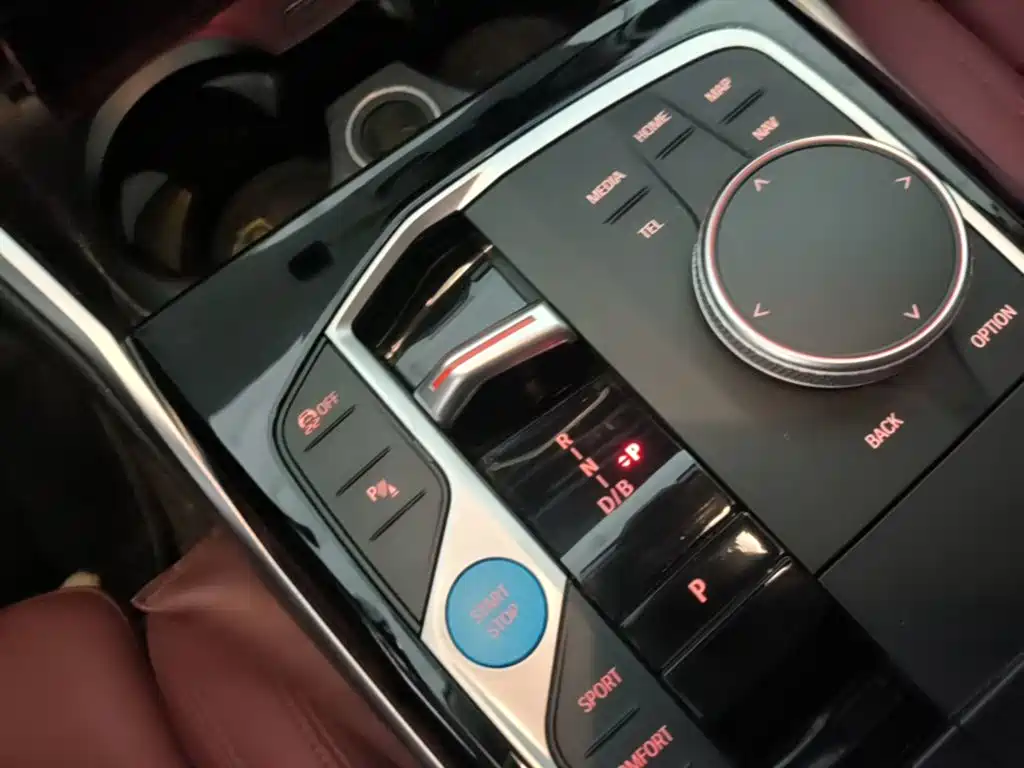BMW i3 2023 — фото 14