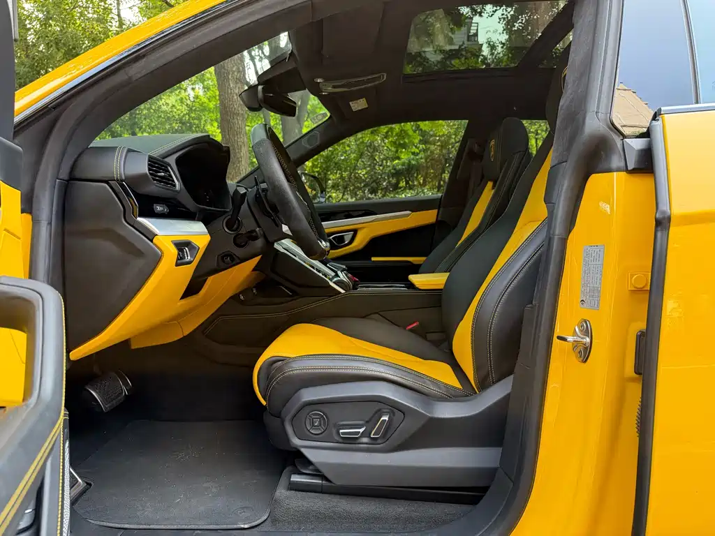 Lamborghini Urus 2019