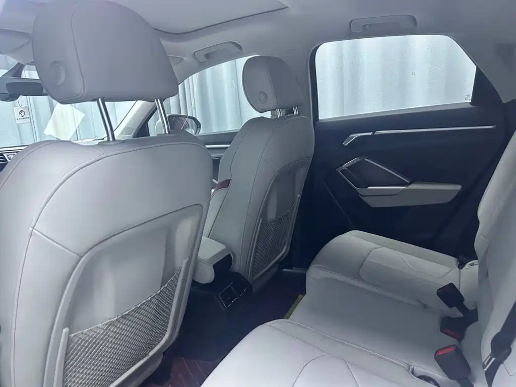 Audi Q3 Sportback 2022 — фото 13
