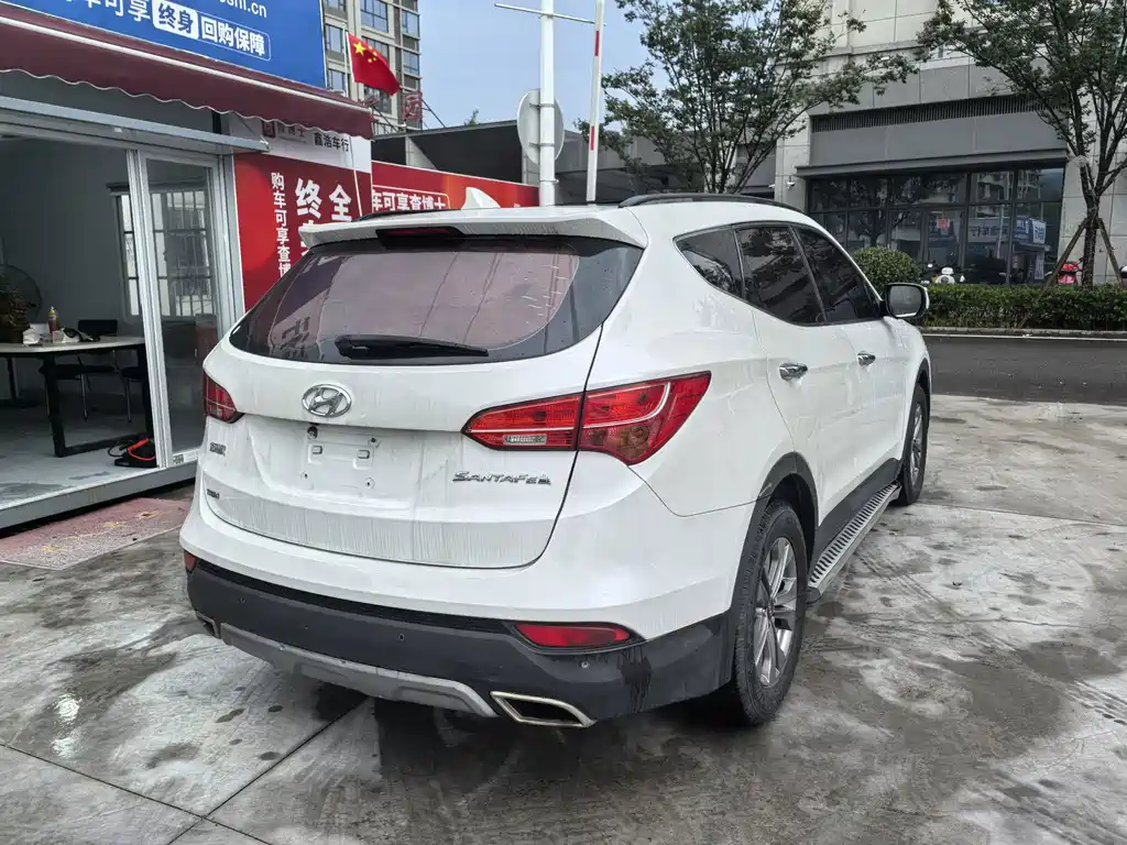 Hyundai Santa Fe 2016 — фото 3