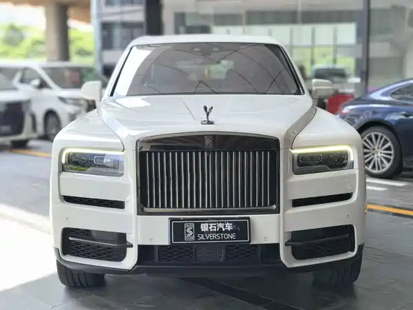 Rolls-Royce Cullinan 2021