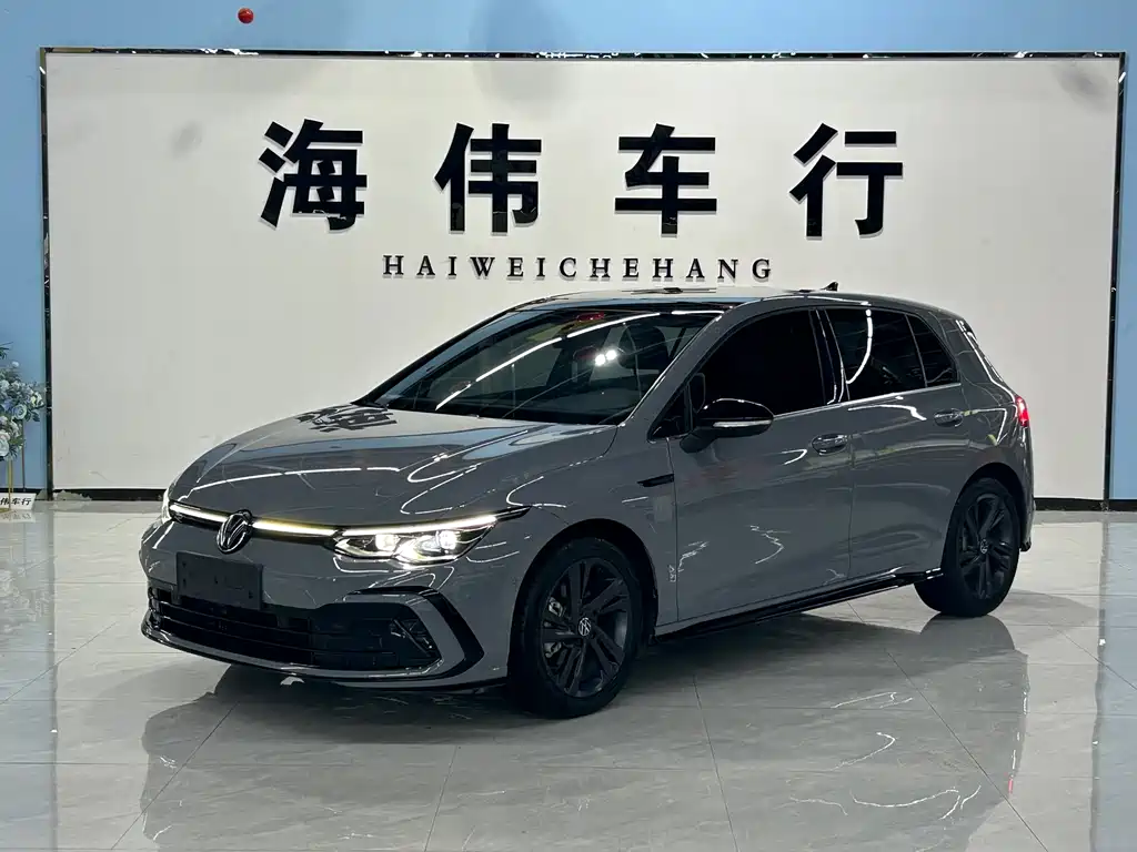 Volkswagen Golf 2024