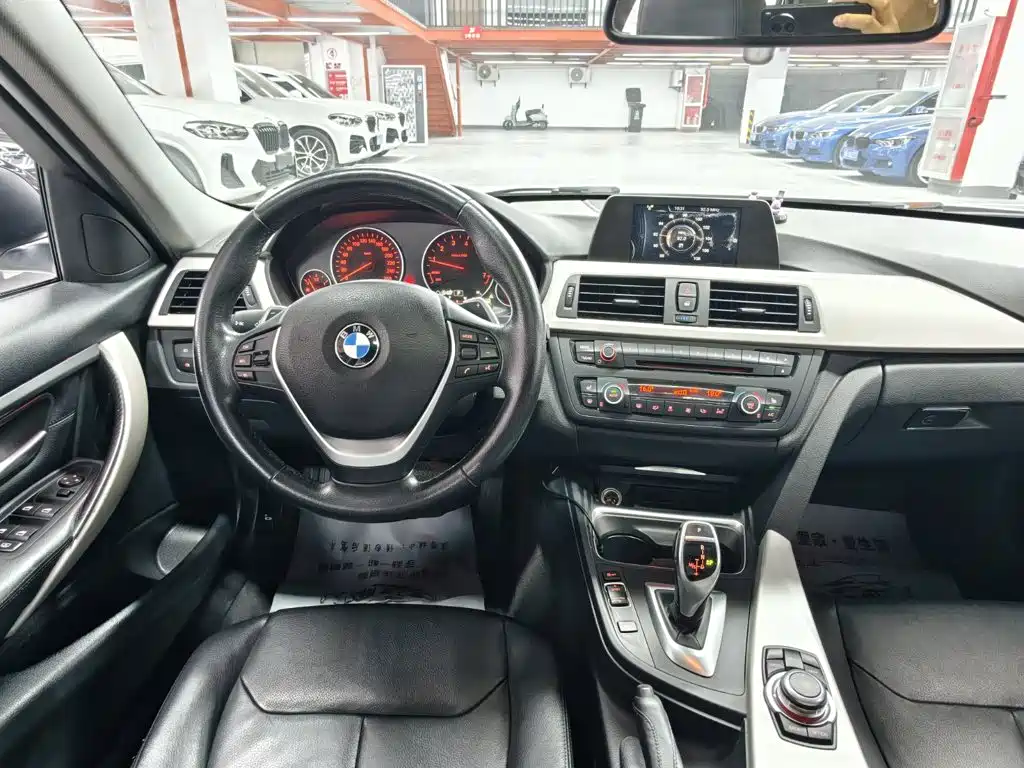 BMW 3 Series 2015