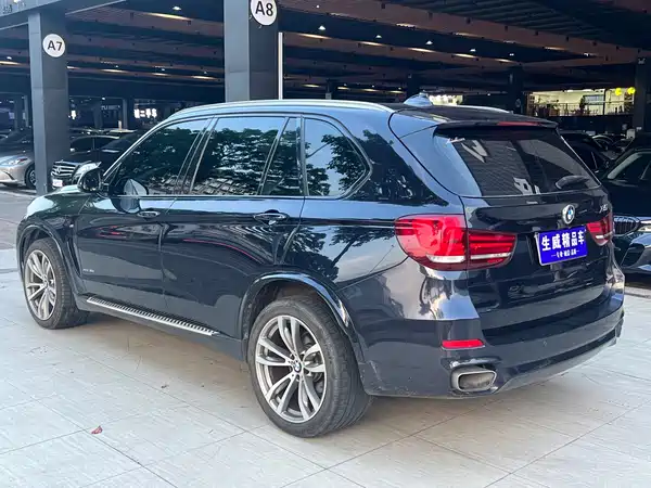 BMW X5 2019