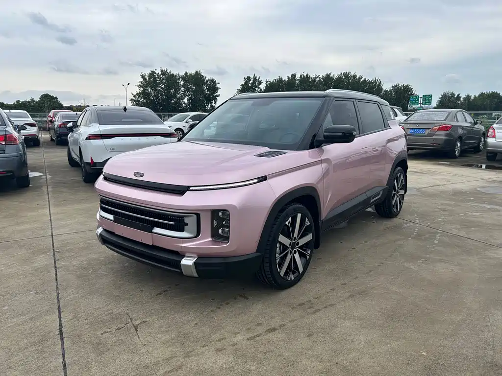 Geely Icon 2022